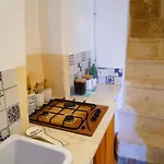 Domus Magistri - A Pochi Passi Dal Centro Storico Ostuni