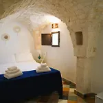 Domus Magistri - A Pochi Passi Dal Centro Storico Ostuni