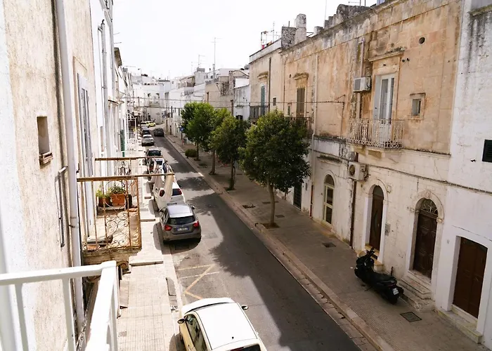Domus Magistri - A Pochi Passi Dal Centro Storico بيت للعطل