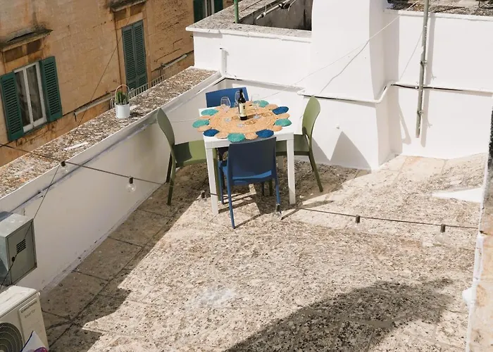 Domus Magistri - A Pochi Passi Dal Centro Storico بيت للعطل